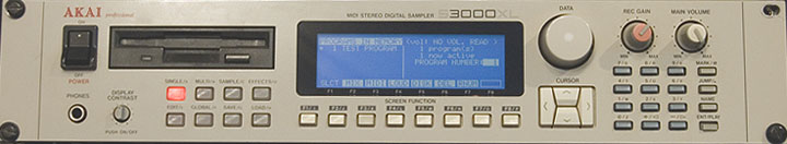 Akai S3000xl - Flite Media